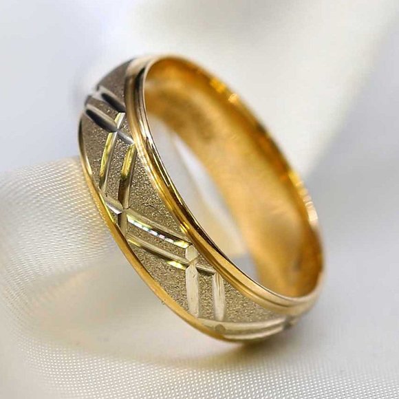 10 K Gold wedding Band 6mm , white gold, yellow gold, rose gold, engagement - Picture 1 of 3